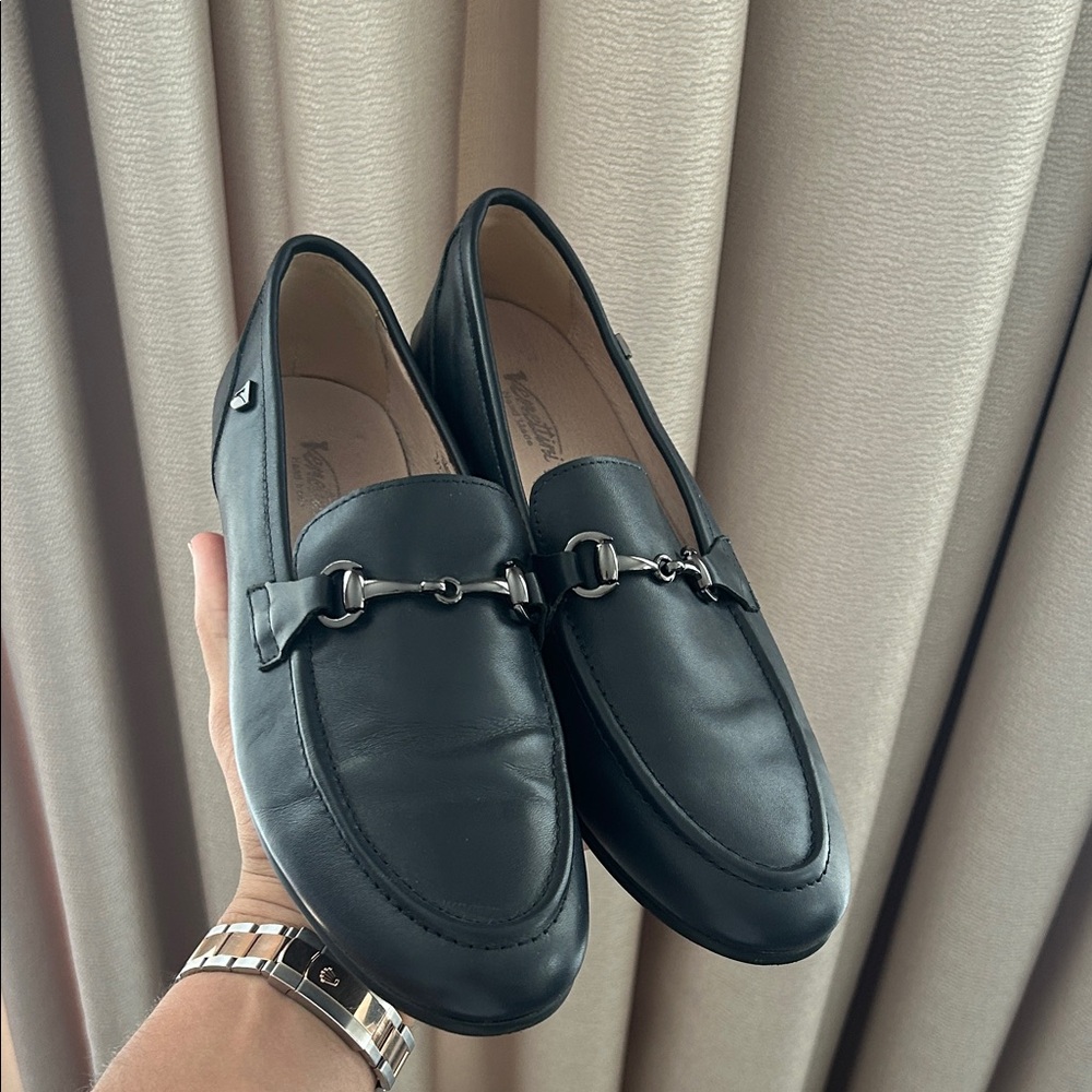 Venettini Men's Black Leather Slip-On Loafers